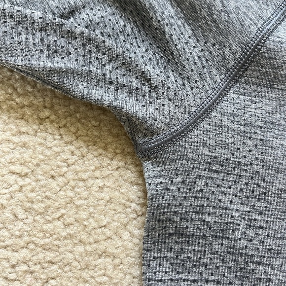 Lululemon | Swiftly Tech Long Sleeve - Picture 4 of 9